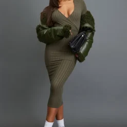 Robe Cache-coeur Mi-longue Côtelée Kaki à Manches évasées -Jupe Lumine Soldes Boutique 01c2072a921df62aa80578291e26de605209c9a2 cnc1137 1