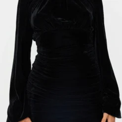 Robe Moulante En Velours Noir à Col Montant Et Manches Ballon Froncées 7 Robe Moulante En Velours Noir à Col Montant Et Manches Ballon Froncées -Jupe Lumine Soldes Boutique 03635ab75090d44a8bec36201800b16bade2b67c cmn7033 4