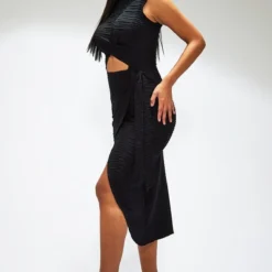 Robe Mi-longue Portefeuille Texturée Noire à Col Montant Et Taille Croisée 7 Robe Mi-longue Portefeuille Texturée Noire à Col Montant Et Taille Croisée -Jupe Lumine Soldes Boutique 036a39b6065111c59c04556bd94d4a37cd44e2ed cnb7301 3