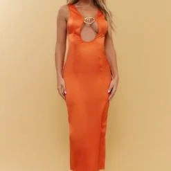 Robe Mi-longue Mandarine Satinée Décolletée à Bretelles Et Empiècement -Jupe Lumine Soldes Boutique 09f9d773eab53caffc68a1fe00dda94bb2674b32 cne1410 3