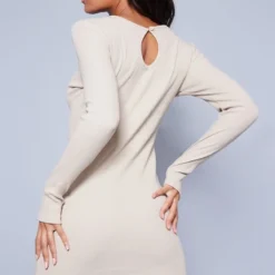 Robe Moulante Côtelée Sable à Découpe Goutte D'eau Au Dos Et Détail Pouces -Jupe Lumine Soldes Boutique 0ad1ef1d46fda5b5bceadbd6b5934028b4744cd7 cnb3534 2