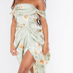 Robe Mi-longue Satinée Vert Sauge Effet Drapé à Col Bardot -Jupe Lumine Soldes Boutique 0ae0a61a67c8bf866e4057d5421d6b4d2d323ca3 cmq6545 5