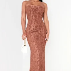Robe Longue Bustier Texturée Marron Chocolat Métallisée à Dos Bénitier