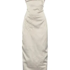 Robe Longue Satinée Vert Olive Brodée Fleurie à Col Bénitier -Jupe Lumine Soldes Boutique 0db828ad3794b33b677007c1ffad1aca5176e5d5 cnd7526 5