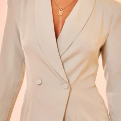 Robe Blazer Sauge à Double Boutonnière Et Manches Flûtes -Jupe Lumine Soldes Boutique 0e7fcc407d89f7d0a520b63cd0bc306087f51304 cnd6341 4