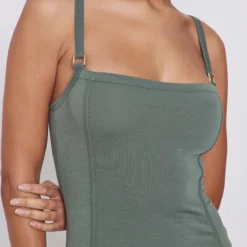 Robe Moulante En Jersey Kaki Mousse à Liserés Et Empiècements 8 Robe Moulante En Jersey Kaki Mousse à Liserés Et Empiècements -Jupe Lumine Soldes Boutique 0e8109437021f308b93d69b9dc5eb3630b6a0725 cnd2290 4