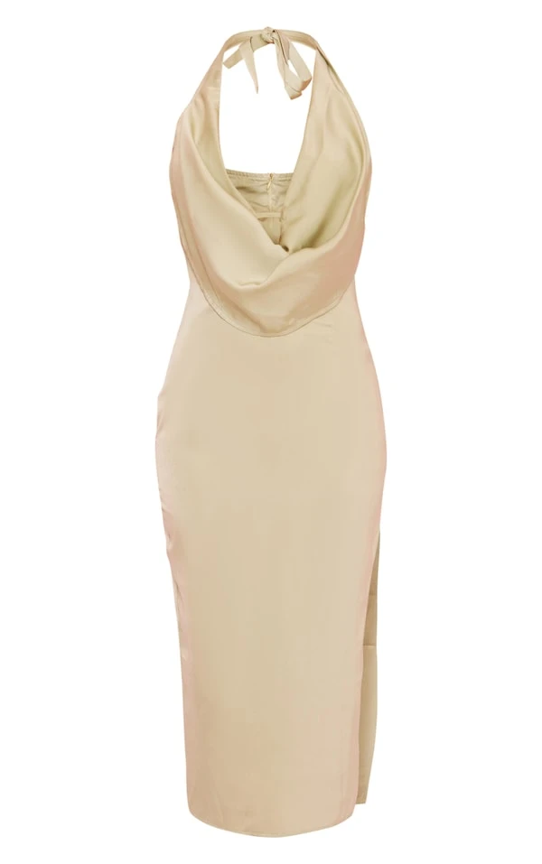 Robe Longue Satinée Vert Sauge à Col Bénitier Et Dos Nu Détail Lanière 5 Robe Longue Satinée Vert Sauge à Col Bénitier Et Dos Nu Détail Lanière – Image 5