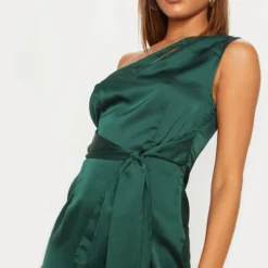 Robe Mi-longue Vert émeraude Satinée Manche Unique Et Ourlet Asymétrique 9 Robe Mi-longue Vert émeraude Satinée Manche Unique Et Ourlet Asymétrique -Jupe Lumine Soldes Boutique 10539c1a335b8f85883b87bd97845bfaa782af69 clz4696 5