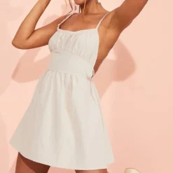 Robe Droite Gris Pierre à Buste Froncé Nouée Dans Le Dos