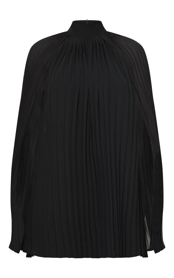 Robe Droite Style Cape Plissée Noire à Col Haut 5 Robe Droite Style Cape Plissée Noire à Col Haut – Image 5