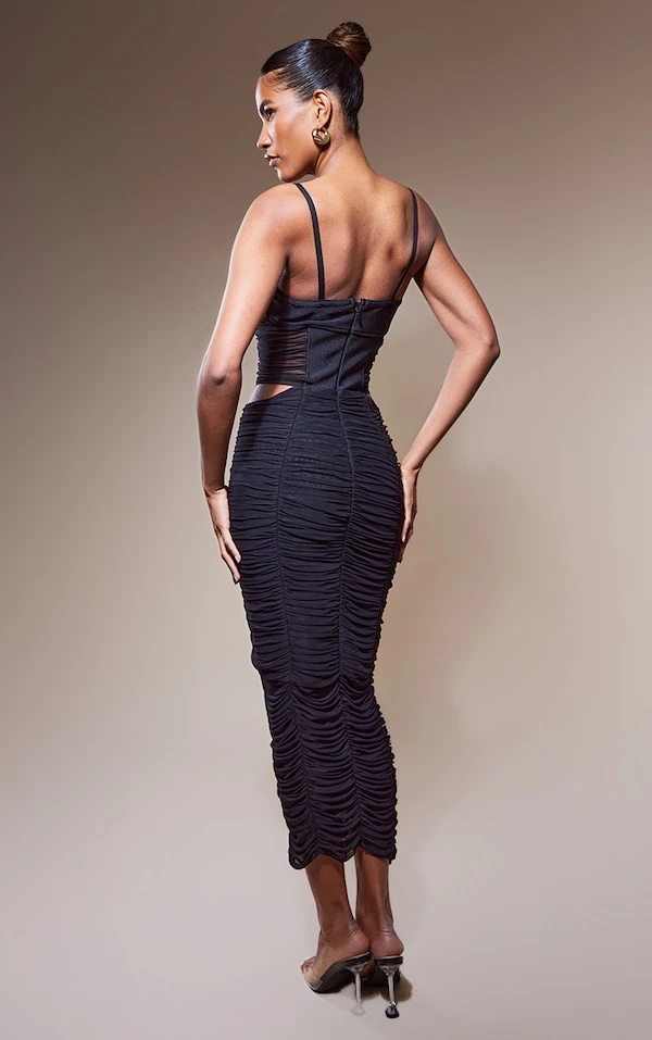 Robe Mi-longue Bandage Froncée Noire à Bretelles Et Corset 2 Robe Mi-longue Bandage Froncée Noire à Bretelles Et Corset – Image 2