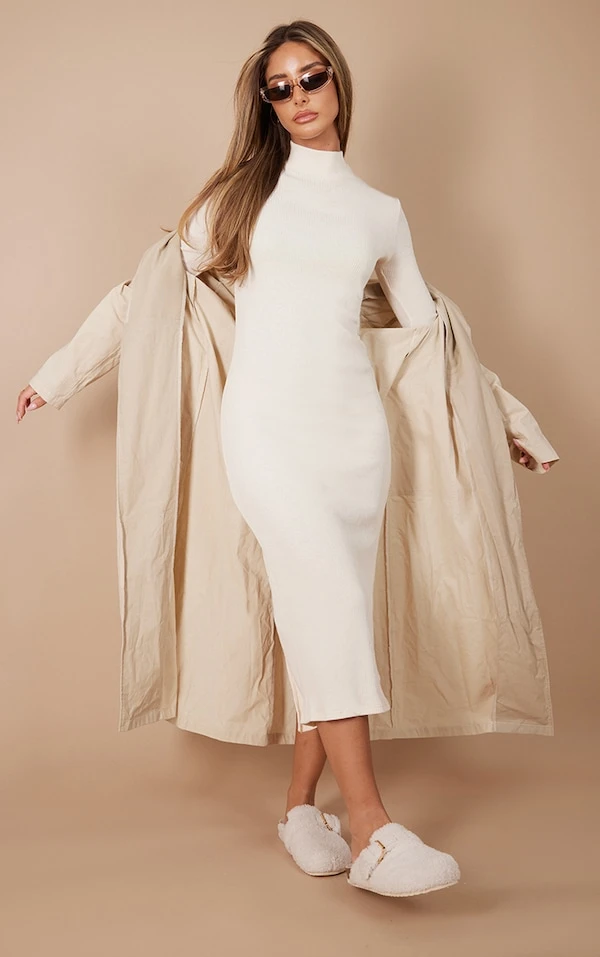 Robe Mi-longue Côtelée Crème à Col Haut Et Manches Longues 3 Robe Mi-longue Côtelée Crème à Col Haut Et Manches Longues – Image 3