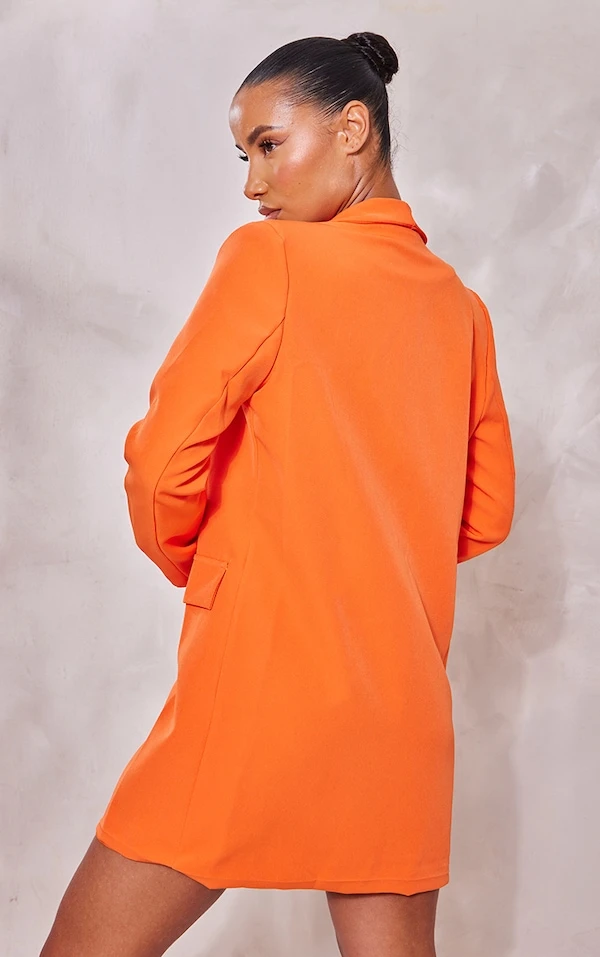 Robe Blazer Décolletée Orange à Détail Poches 2 Robe Blazer Décolletée Orange à Détail Poches – Image 2