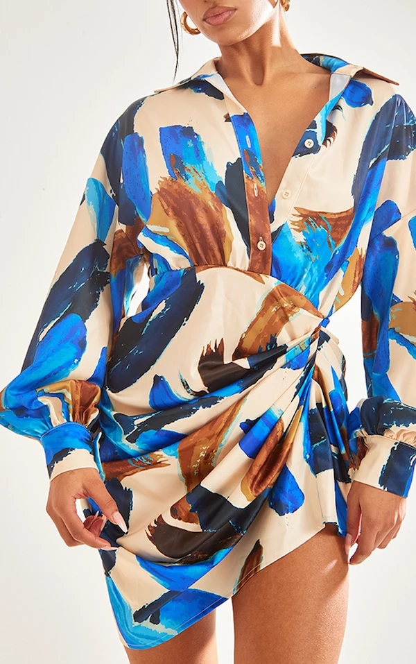 Robe Droite Satinée Multicolore Imprimé Peinture à Manches Oversize Et Jupe Drapée 4 Robe Droite Satinée Multicolore Imprimé Peinture à Manches Oversize Et Jupe Drapée – Image 4