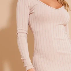 Robe Longue Très Côtelée Gris Pierre à Col En V Et Manches Longues 8 Robe Longue Très Côtelée Gris Pierre à Col En V Et Manches Longues -Jupe Lumine Soldes Boutique 21cdb441994f34ae0a726ef6c01d24bcbccf39c4 cna6891 4