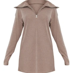 Robe Pull Oversize Côtelée Café Au Lait à Col Haut Et Demi-zip 9 Robe Pull Oversize Côtelée Café Au Lait à Col Haut Et Demi-zip -Jupe Lumine Soldes Boutique 22723cd8c0ce2f9225c5a38353c3d845d0defa22 cna3032 5