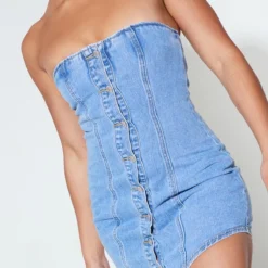 Robe Courte En Jean Bleu Vif à Ourlet Incurvé Et Boutons -Jupe Lumine Soldes Boutique 26093517639c202150d3bfb61cd6a56eb67280ba cnc9810 4