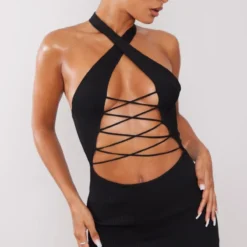 Robe Dos Nu En Maille Tricot Côtelée Noire à Lacets Devant