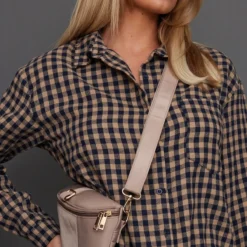 Robe Chemise Bleue Brossée Oversize à Carreaux Et Ourlet élimé -Jupe Lumine Soldes Boutique 27f12329d6ee2c2895a2937fd41ad70e8c62a4fd cnc8301 4