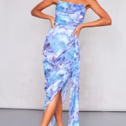 Robe-bustier Longue En Mousseline De Soie Froncée Fleurie Bleue à Jupe Drapée 7 Robe-bustier Longue En Mousseline De Soie Froncée Fleurie Bleue à Jupe Drapée -Jupe Lumine Soldes Boutique 28513376f9e316c6ef204b9fdfe252d325ba952e cne2984 3