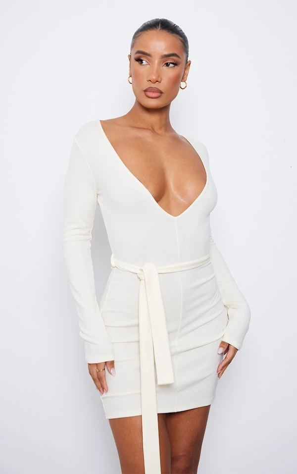 Robe Moulante Crème à Dos Nu Noué Et Manches Longues 2 Robe Moulante Crème à Dos Nu Noué Et Manches Longues – Image 2