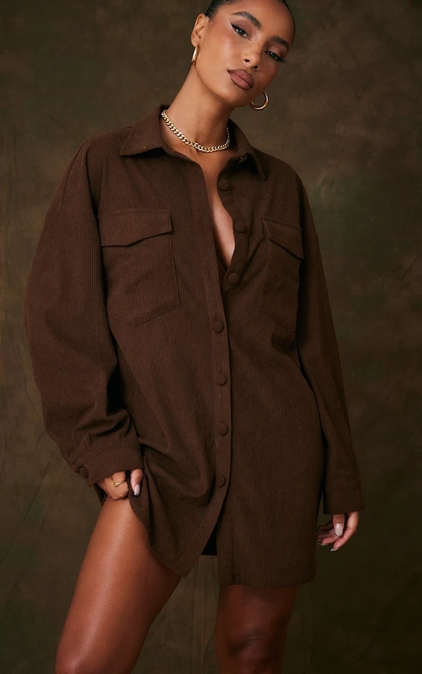 Robe Chemise Oversize En Velours Côtelé Chocolat à Poches 4 Robe Chemise Oversize En Velours Côtelé Chocolat à Poches – Image 4