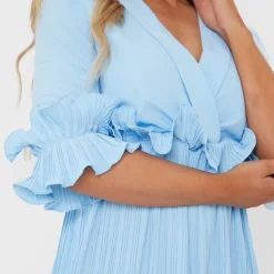 Robe Patineuse Bleu Ciel Plissée à Volants 8 Robe Patineuse Bleu Ciel Plissée à Volants -Jupe Lumine Soldes Boutique 2bd01046decd3da2984432e21f60e0a37f061b4a cms4614 5