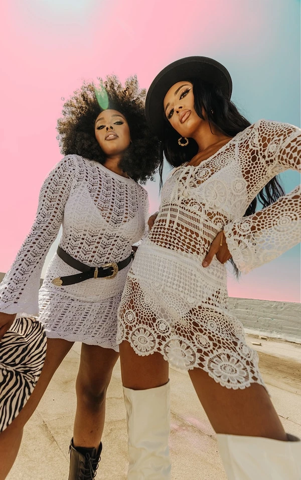 Robe En Crochet Blanche à Manches évasées 1 Robe En Crochet Blanche à Manches évasées