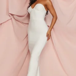 Robe Longue Bustier Blanche à Détail Corset Et Derrière Fendu -Jupe Lumine Soldes Boutique 2e4312bd27392e615aeac4a6fa68a30137f188cc cnd0007 1