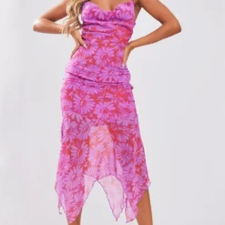 Robe Asymétrique Mi-longue En Mousseline De Soie Rose Fleurie à Col Bénitier -Jupe Lumine Soldes Boutique 2f97741842b71ffec5af41aada1a6afd8d28c222 cnd7633 3