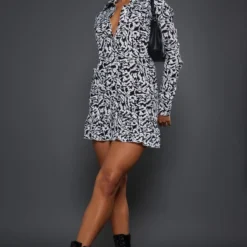 Robe Chemise Multicolore Imprimé Abstrait à Manchettes Et Ourlet Volanté 7 Robe Chemise Multicolore Imprimé Abstrait à Manchettes Et Ourlet Volanté -Jupe Lumine Soldes Boutique 3174933eb049eb3f710c3bbaee1831917708ede0 cnc6630 3