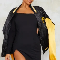 Robe Moulante Fendue Côtelée Noire à Col Carré Et Manches Longues -Jupe Lumine Soldes Boutique 31ceda9270d5f83ec4744da88ca0b08c7ee851e1 cmt9397 1