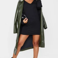 Robe Tee-shirt Noire Manches Longues à Décolleté En V Basique -Jupe Lumine Soldes Boutique 31e0838c1351a4c5a45cd81aa9a79ada43a48ff1 cmf3060 3