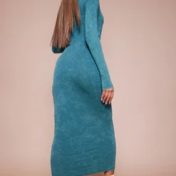 Robe Mi-longue En Coton Vert Délavé Découpée à Manches Longues -Jupe Lumine Soldes Boutique 31f8a737fe6657bebdefb2f116b49e66ce5d13bc cnd8013 2