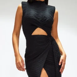 Robe Mi-longue Portefeuille Texturée Noire à Col Montant Et Taille Croisée 8 Robe Mi-longue Portefeuille Texturée Noire à Col Montant Et Taille Croisée -Jupe Lumine Soldes Boutique 36fc3b496ca1d827cb77f24b830a53d6dda77d5b cnb7301 4