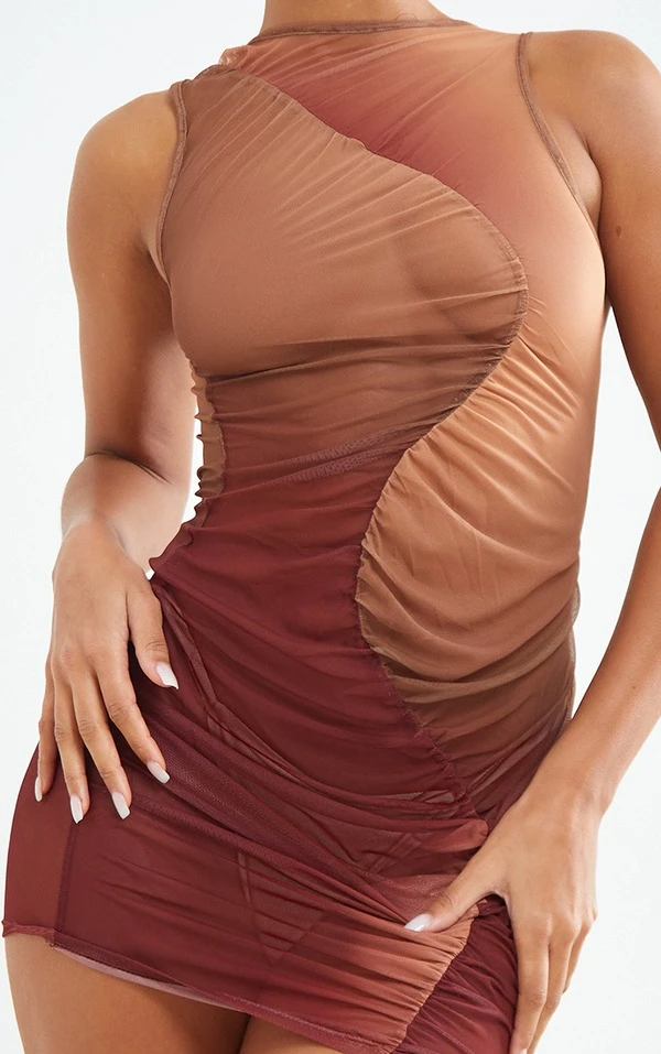 Robe Moulante Asymétrique En Mesh Multicolore Imprimé Dégradé Froncée 4 Robe Moulante Asymétrique En Mesh Multicolore Imprimé Dégradé Froncée – Image 4