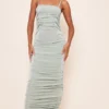 Robe Longue Moulante Froncée En Acétate Vert Sauge à Bretelles