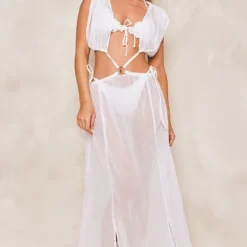 Robe De Plage Blanche Découpée à Anneau Et Manches Bouffantes -Jupe Lumine Soldes Boutique 394fcc25b5cb828951aea5c8c5608e22d33ee126 cnd3602 1