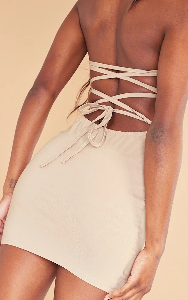 Robe Moulante Côtelée Gris Pierre Tissée Stretch Lacée Dans Le Dos 4 Robe Moulante Côtelée Gris Pierre Tissée Stretch Lacée Dans Le Dos – Image 4