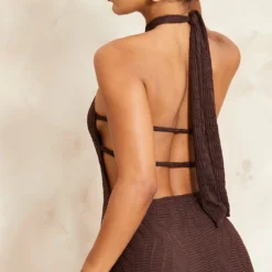 Robe Moulante Texturée Transparente Chocolat Nouée Dans Le Cou à Dos Ouvert -Jupe Lumine Soldes Boutique 3ab38ba466cd3c030d2f512104b06cee381a67a6 cnd8015 4