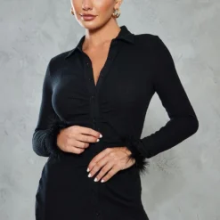 Robe Chemise Noire Froncée Côtelée Et Brossée à Manchettes à Plumes 7 Robe Chemise Noire Froncée Côtelée Et Brossée à Manchettes à Plumes -Jupe Lumine Soldes Boutique 3b26a35079ccc2e8b8fa17c72ec32048fc9cba96 cnb3605 3