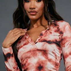 Robe Moulante Froncée Imprimé Tie & Dye Noir à Col Polo 8 Robe Moulante Froncée Imprimé Tie & Dye Noir à Col Polo -Jupe Lumine Soldes Boutique 4003c33190e6361caa4cfed1eb179621e19d4126 cnb7228 4