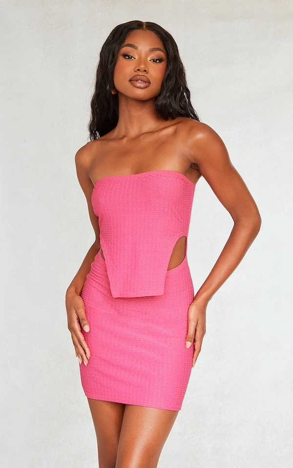 Robe Bustier Texturée Rose Vif à Ourlet Tombant 1 Robe Bustier Texturée Rose Vif à Ourlet Tombant