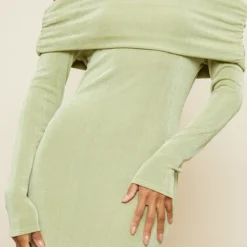 Robe Moulante Longue En Acétate Vert Sauge à Manches Longues Et Col Bardot -Jupe Lumine Soldes Boutique 4103ae56490e495f7c9c957045775b70d6177cdd cnd7641 4