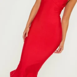 Robe Bandage Mi-longue Rouge à Fines Bretelles Et Ourlet Volanté -Jupe Lumine Soldes Boutique 4a260c8a847909617c8ba0b74455359e9fe69112 cly6414 5