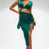 Robe Moulante Décolletée Froncée Satinée Vert émeraude