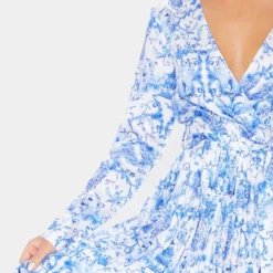 Robe Bleue Imprimé Porcelaine Mi-longue Plissée à Manches Longues 8 Robe Bleue Imprimé Porcelaine Mi-longue Plissée à Manches Longues -Jupe Lumine Soldes Boutique 4d2c0349043f4e6499876e1e390a1cfb6fd7aff9 cmk3440 4