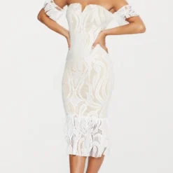 Robe Mi-longue Blanche Volantée En Dentelle à Encolure Bardot 7 Robe Mi-longue Blanche Volantée En Dentelle à Encolure Bardot -Jupe Lumine Soldes Boutique 4e88cba128fdb95273454937236fb95bffc5b33f CLV0838 4