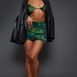 Robe Moulante En Mesh Vert Imprimé Abstrait à Manches Longues Et Découpes 7 Robe Moulante En Mesh Vert Imprimé Abstrait à Manches Longues Et Découpes -Jupe Lumine Soldes Boutique 545ee22a6c1ec24160eeea608f968f84cb0c5ddf cnc2266 3