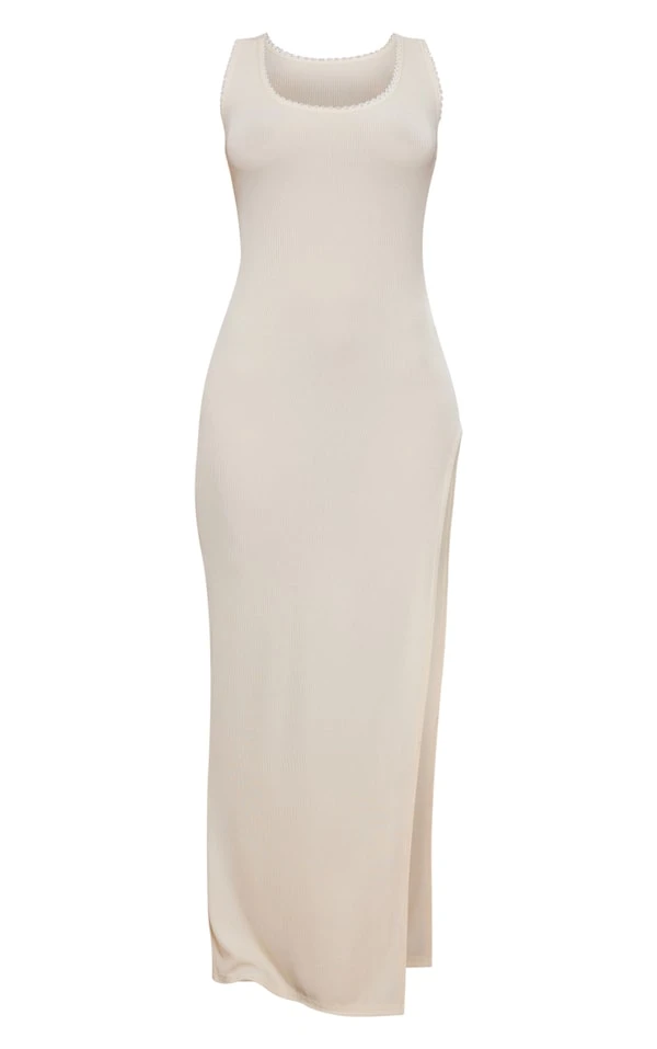 Robe Longue Fendue Blanche à Bordure En Dentelle 5 Robe Longue Fendue Blanche à Bordure En Dentelle – Image 5